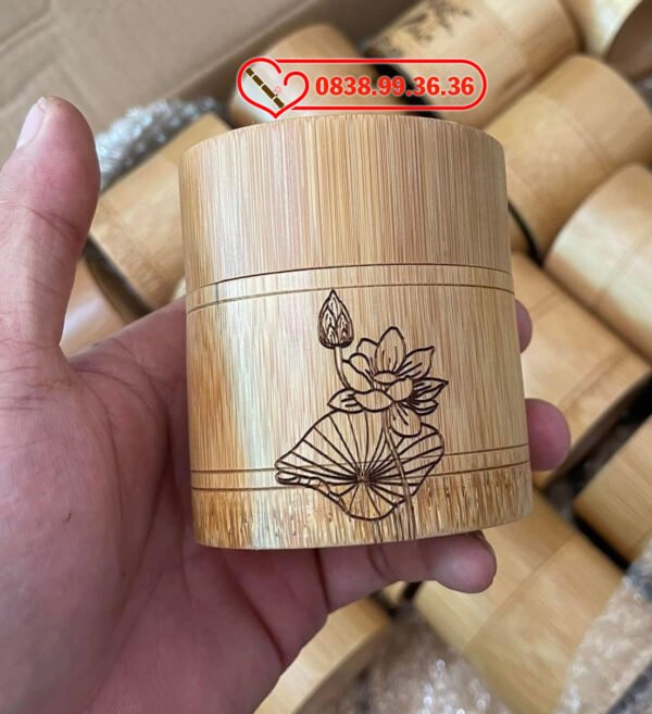 Hộp Thuốc Lào Tre Tự Nhiên Cỡ Vừa - 7cm x 8cm