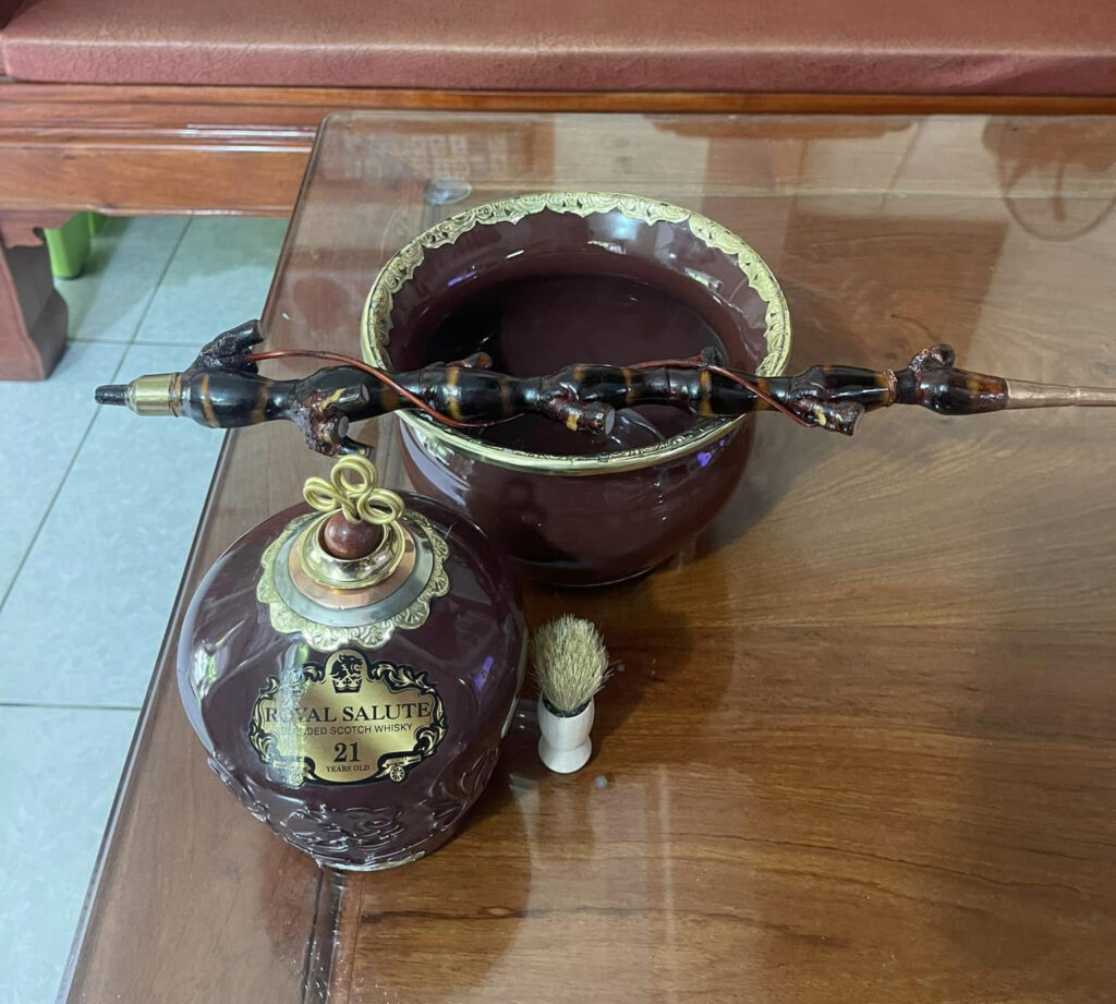 Điếu bát Chivas 21 Đỏ DB04