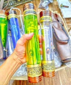 Điếu cày thủy tinh mini: nhỏ gọn, đẹp, dễ dùng